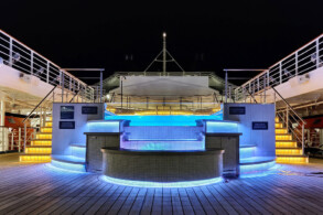 Pooldeck