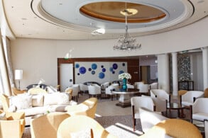 Pinnacle Lounge