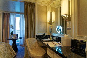 Superior Suite 803