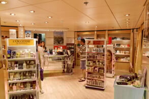 Beverly Hills Bar - Shopping