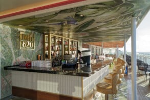 Bar 820