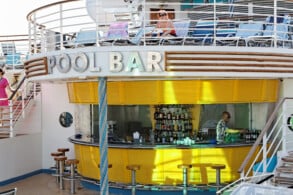Pool Bar