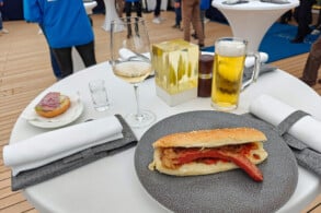 Grill-Lunch am Pool