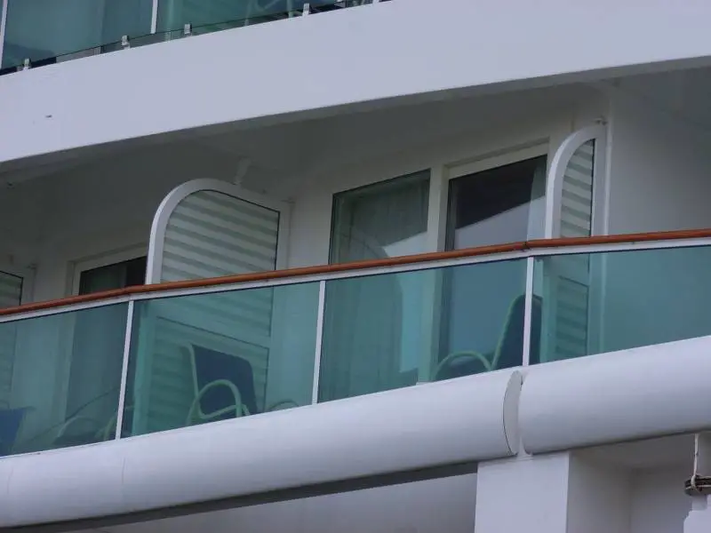 Serenade of the Seas - Balkon-Kabine im sog. Hump, Deck 7