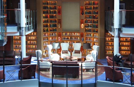 Die coolste Bibliothek auf hoher See
