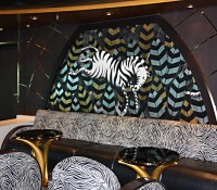 Extravagant, aber stilvoll: die Zebra Lounge