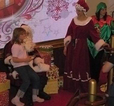 Kleine Geschenke für die Kids: Weihnachtsmann bei NCL