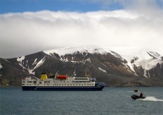 Antarktis-Expeditionsschiff Ocean Nova (Foto: James Byrum)