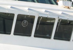 Schleuderscheibe auf der Brücke der Celebrity Century