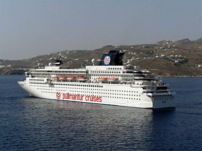 erstmals Passagierwechsel in Ravenna: Zenith von Pullmantur Cruises (Bild: Francisco Camino)