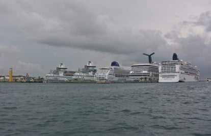 Nassau an einem "normalen" Kreuzfahrt-Tag im Juni 2010