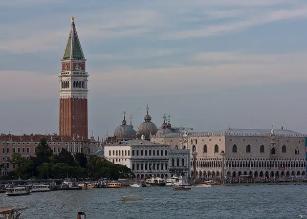 Weniger SOx-Belastung für die Lagune von Venedig