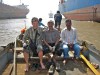 Mit dem Boot unterwegs zus SS Ausonia, 2011 in Alang
