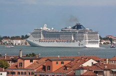 Am kommenden Samstag nur eines von zwölf Schiffe in Venedig: MSC Divina