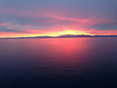 spektakulären Sonnenaufgänge auf See