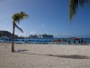 Strand und Kreuzfahrt-Hafen von St. Maarten