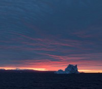 Sonnenaufgang im Scoresbysund