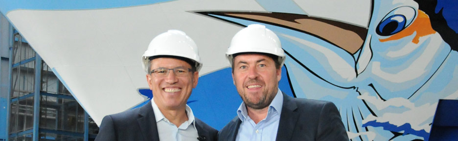 Europa-Geschäftsführer Christian Böll (rechts) mit Andrew Stuart, President & Chief Operating Officer, Norwegian Cruise Line