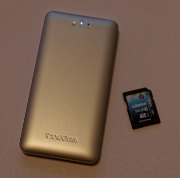 "Canvio Aero Mobile": 120 Gramm leichte SSD-Festplatte von Toshiba