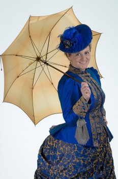 Kleid im Stil von 1880 (Foto: Benjamin Behringer)