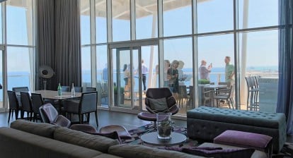 Wohnzimmer der Royal Loft Suite