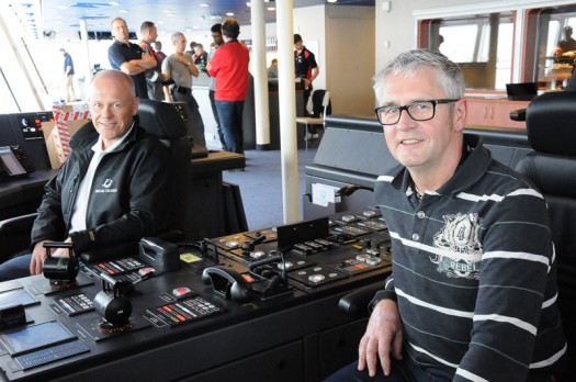 Kapitän Jukka Silvennoinen (links), Werftkapitän Wolfgang Thos