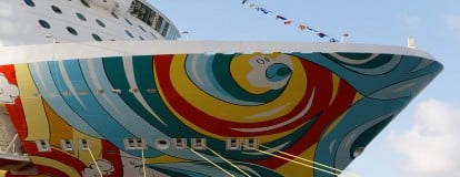 Bug der Norwegian Getaway mit der Bemalung von David „LEBO“ Le Batard