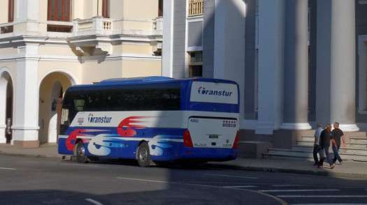 Mit modernen Yutong-Bussen aus chinesischer Fertigung durchs Land