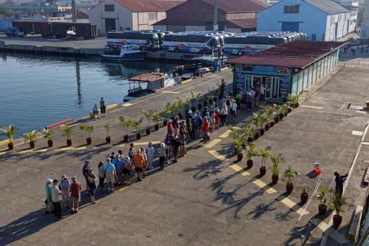 Einreise nach Kuba im Hafen von Cienfuegus