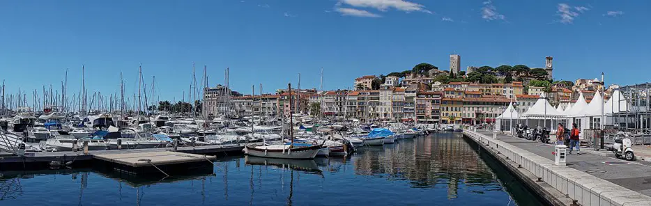 Der Yachthafen von Cannes