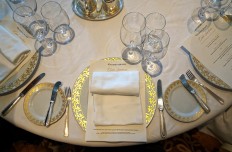 Zum Gala-Lunch im Grand Dining Room der Marina