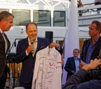 Friedrich Joussen (Vorstandsvorsitzender TUI Group), Karl J. Pojer (CEO Hapag-Lloyd Cruises), Uwe Bahn (Moderator)