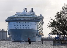 Zweifelsfrei die größte Schiffsklasse in der Kreuzfahrt: Roya Caribbeans Oasis-Class.