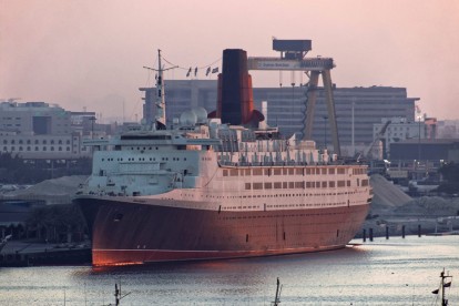 Queen Elizabeth 2, Port Rashid im Dezember 2016
