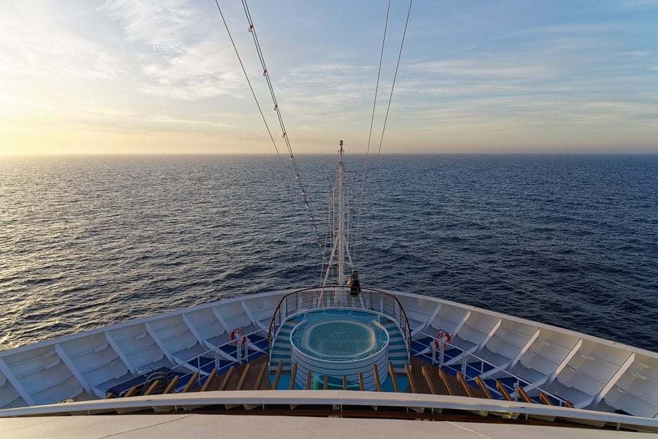 Auf großen Schiffen immer seltener: offene Decks mit Blick nach vorne