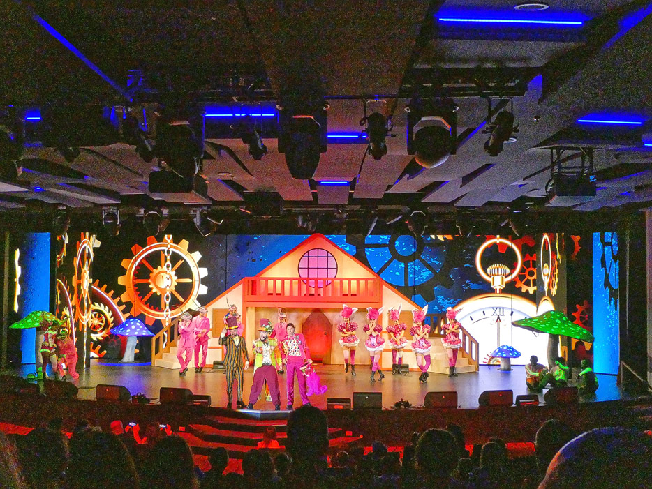 Odeon Theatre - Show "Fantasia"