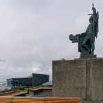 Konzerthaus und Vikinger-Statue