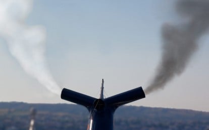 Schiffsschornstein (Fotomontage)