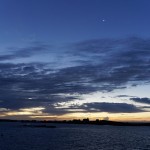 Sonnenaufgang hinter der Ile aux Marins