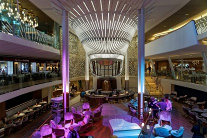 Grand Plaza und Martini Bar