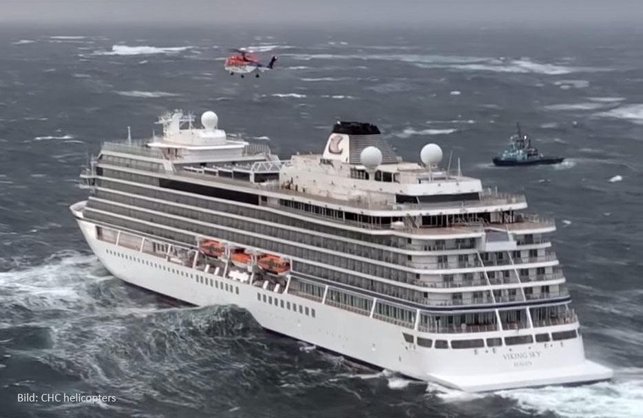 Evakuierung der Viking Sky per Hubschrauber (Bild: CHC helicopters)