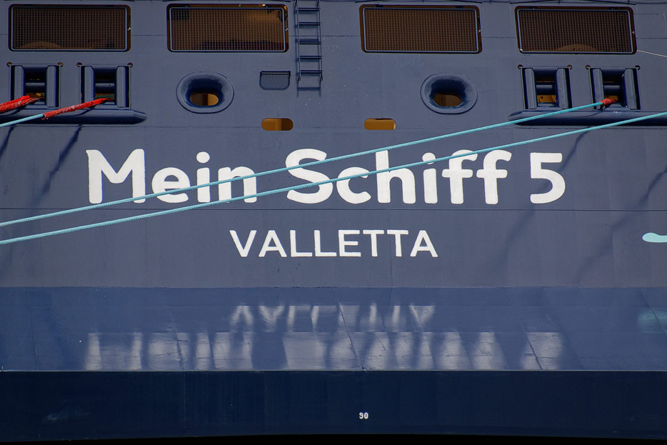 Schiffsname und Heimathafen: Die Mein Schiff 5 ist in Maltas Hauptstadt Valletta registriert