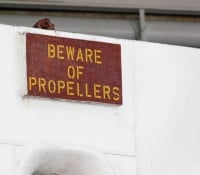 Warnung vor den Schiffspropellern