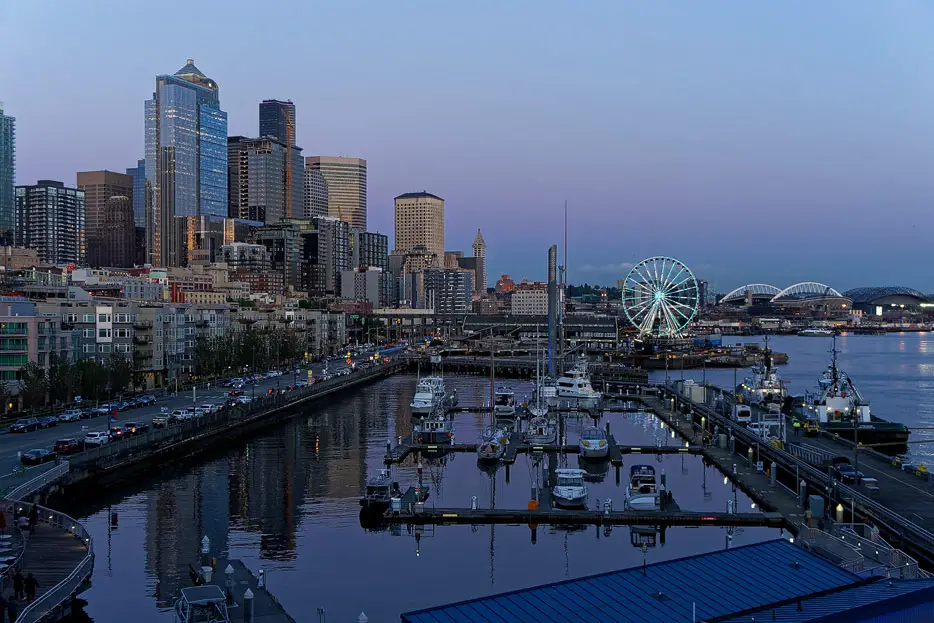 Seattle Waterfront zum Sonnenuntergang