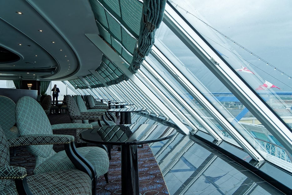 Horizons Bar & Lounge