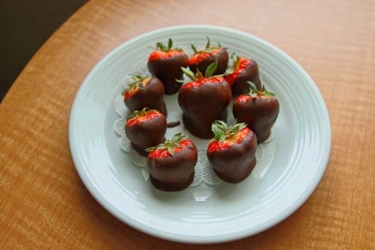 VIP-Service: Schoko-Erdbeeren