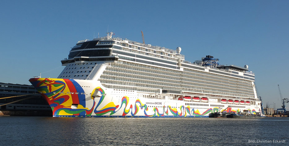 Norwegian Encore in Bremerhaven (Bild: Christian Eckardt)