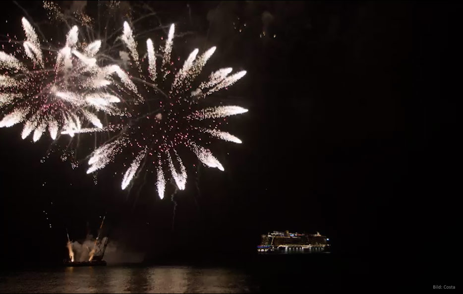 Feuerwerk zur Taufe der Costa Smeralda (Bild: Costa)