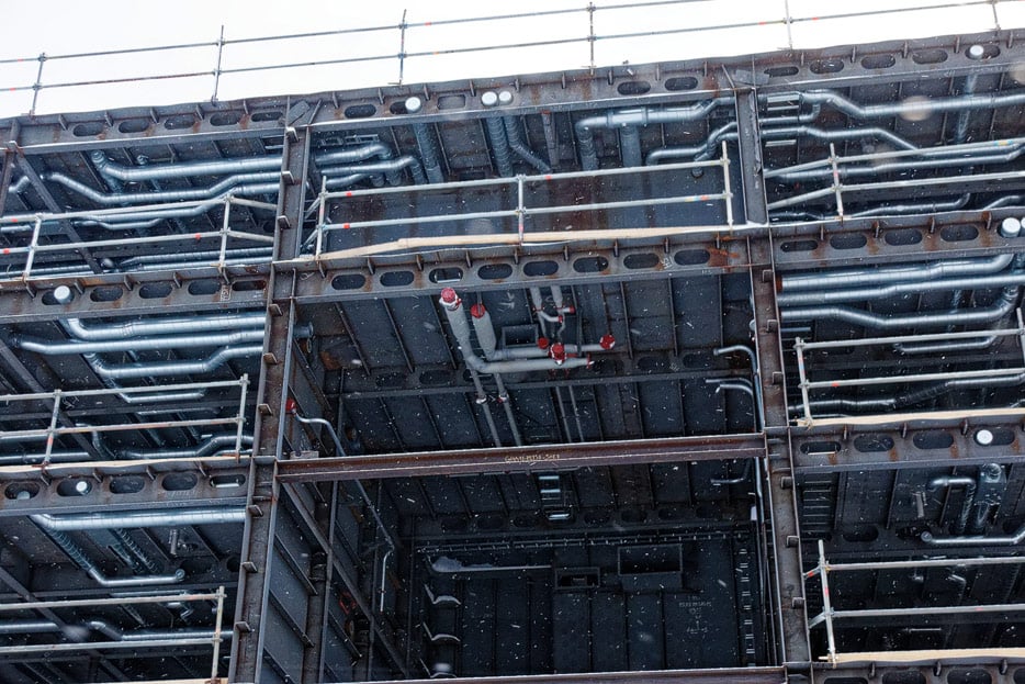 Baublock bei Meyer Turku im Winter