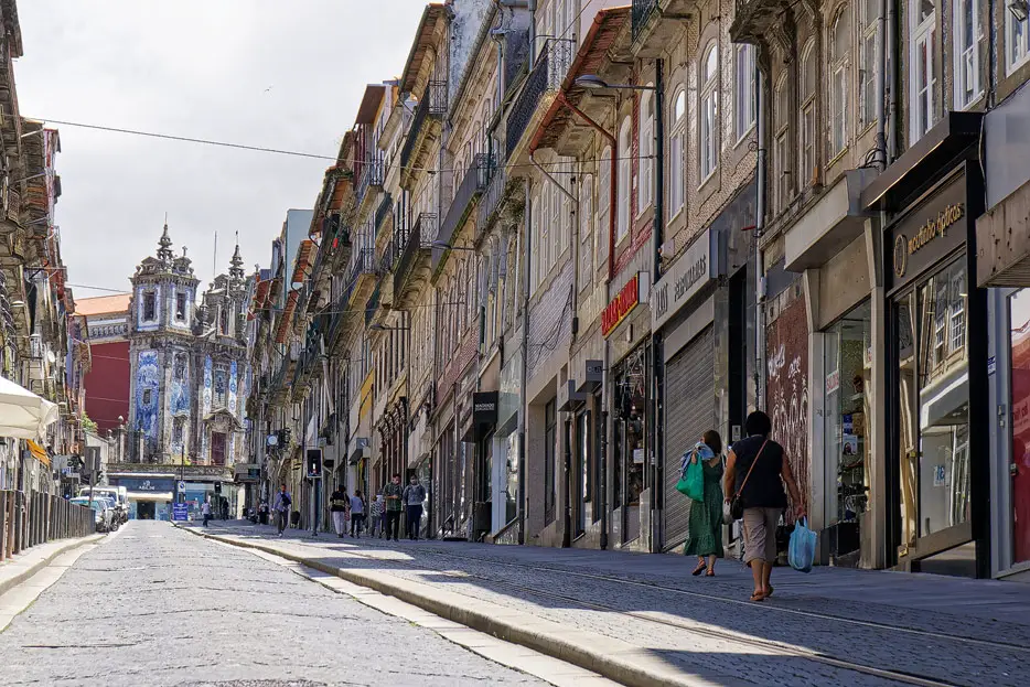in den Altstadt-Gassen von Porto